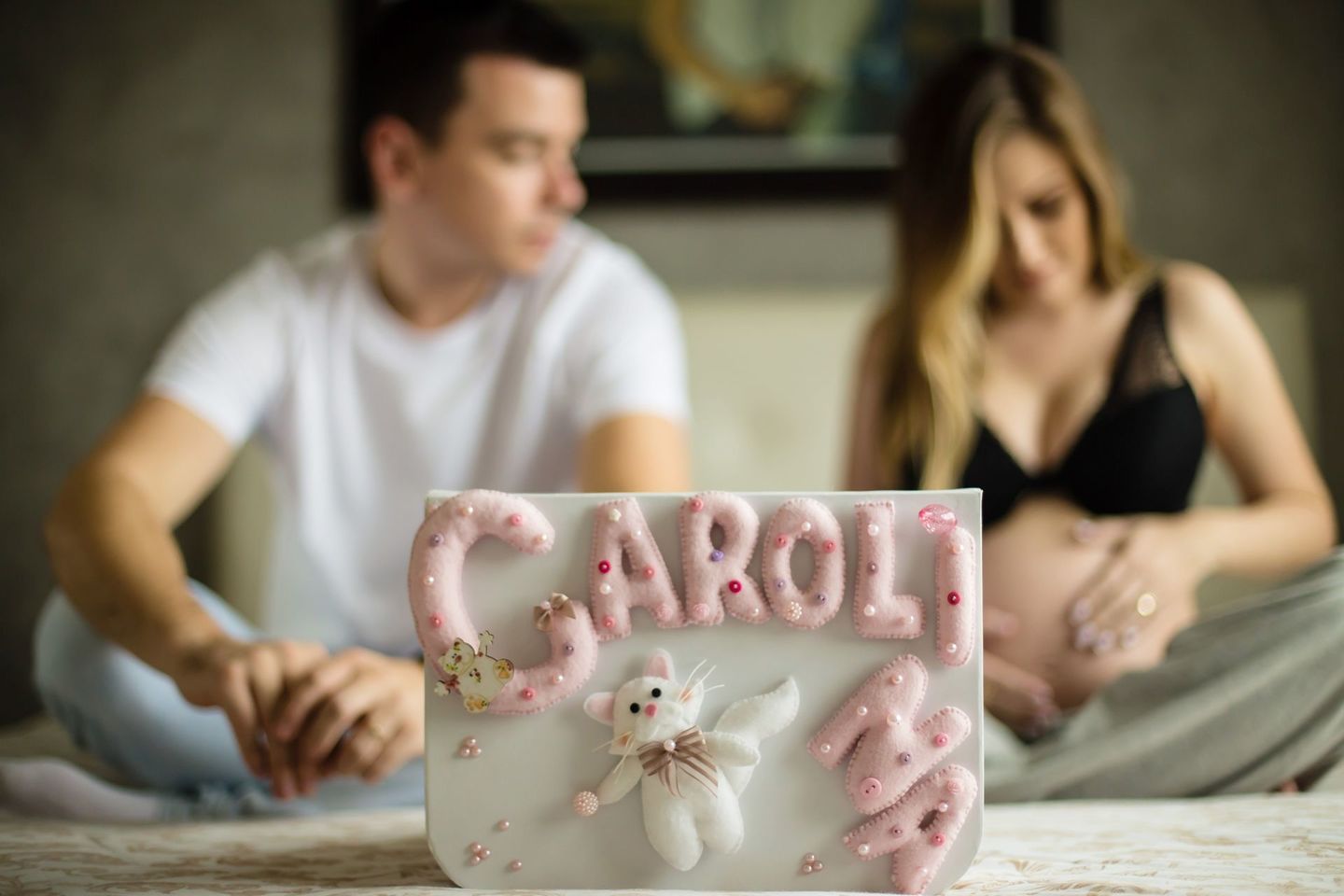 Aline e Fabricio a esperando Carolina Aline e Fabricio a esperando Carolina